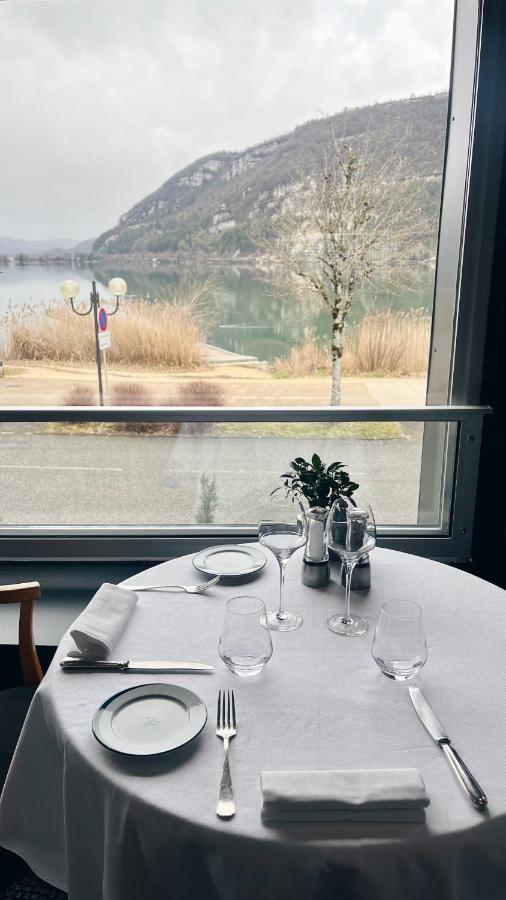 Hotel-Restaurant De L'Embarcadere Nantua Buitenkant foto