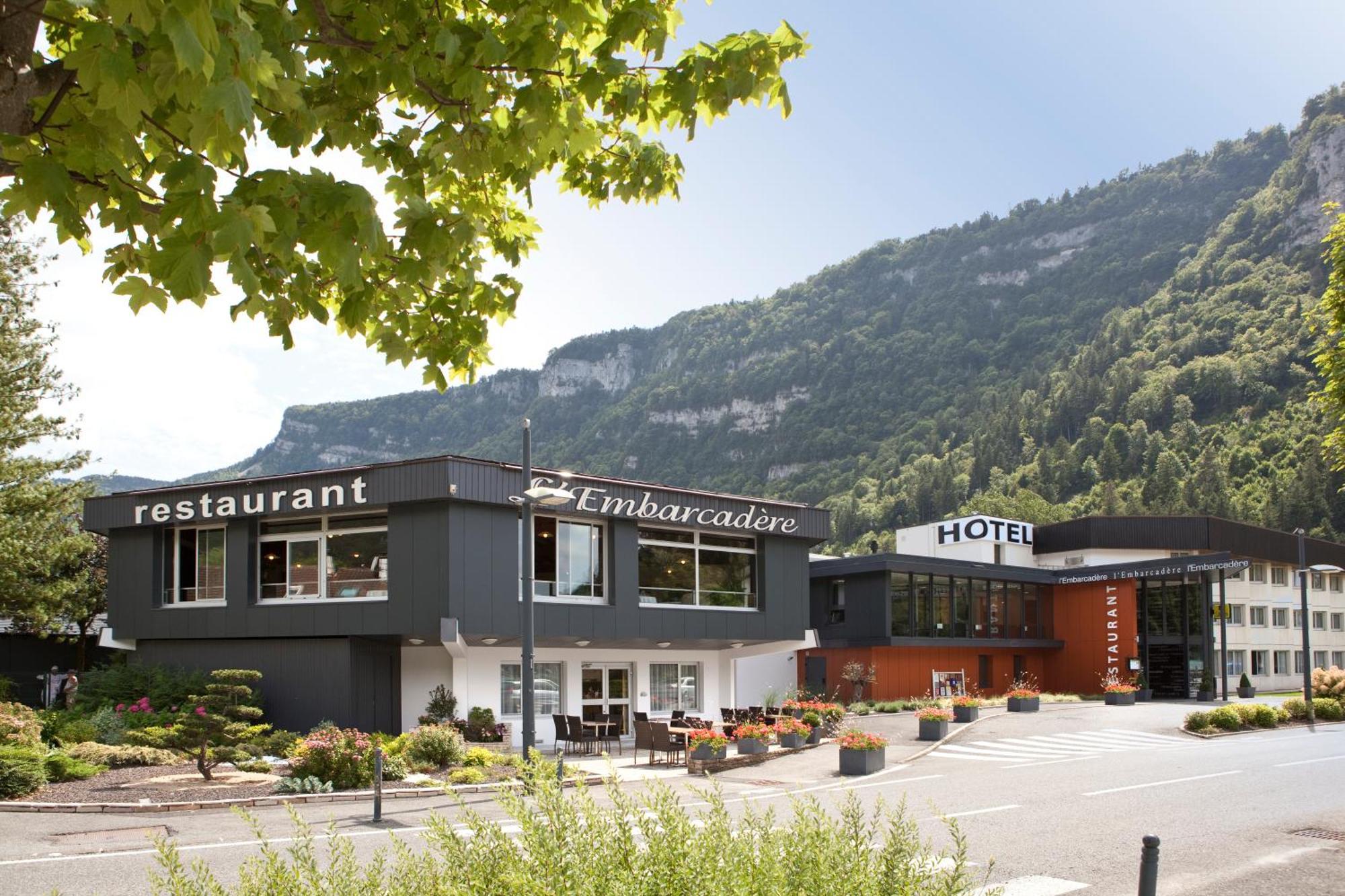 Hotel-Restaurant De L'Embarcadere Nantua Buitenkant foto