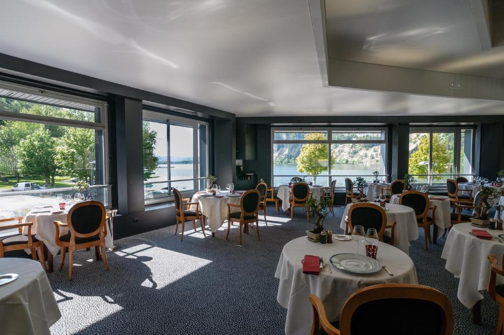Hotel-Restaurant De L'Embarcadere Nantua Buitenkant foto